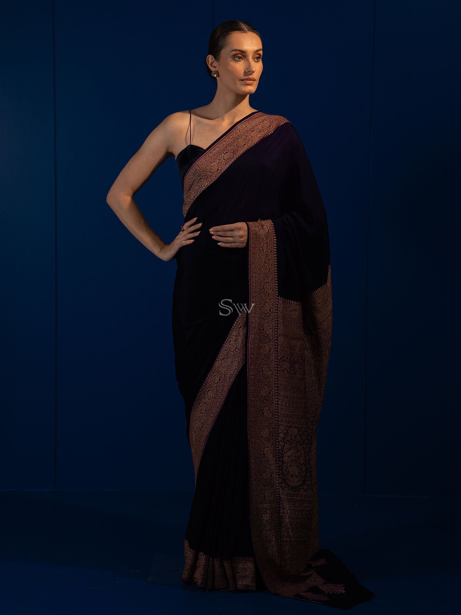 Black Plain Crepe Silk Handloom Banarasi Saree - Sacred Weaves