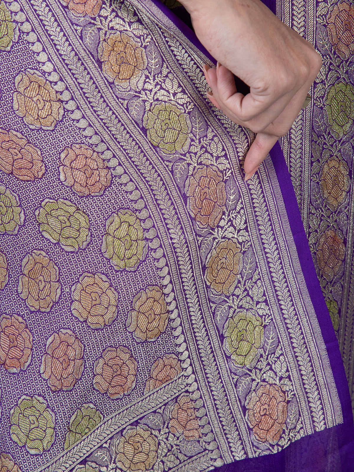 Violet Rangkat Jaal Khaddi Georgette Handloom Banarasi Saree