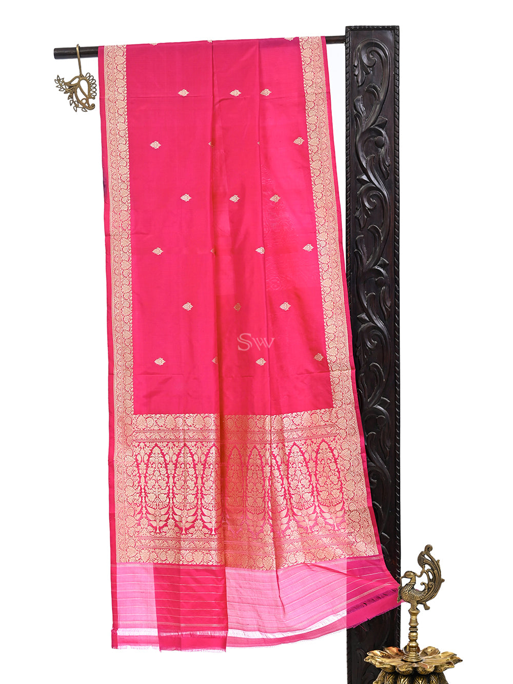 Magenta Red Booti Katan Silk Handloom Banarasi Dupatta - Sacred Weaves