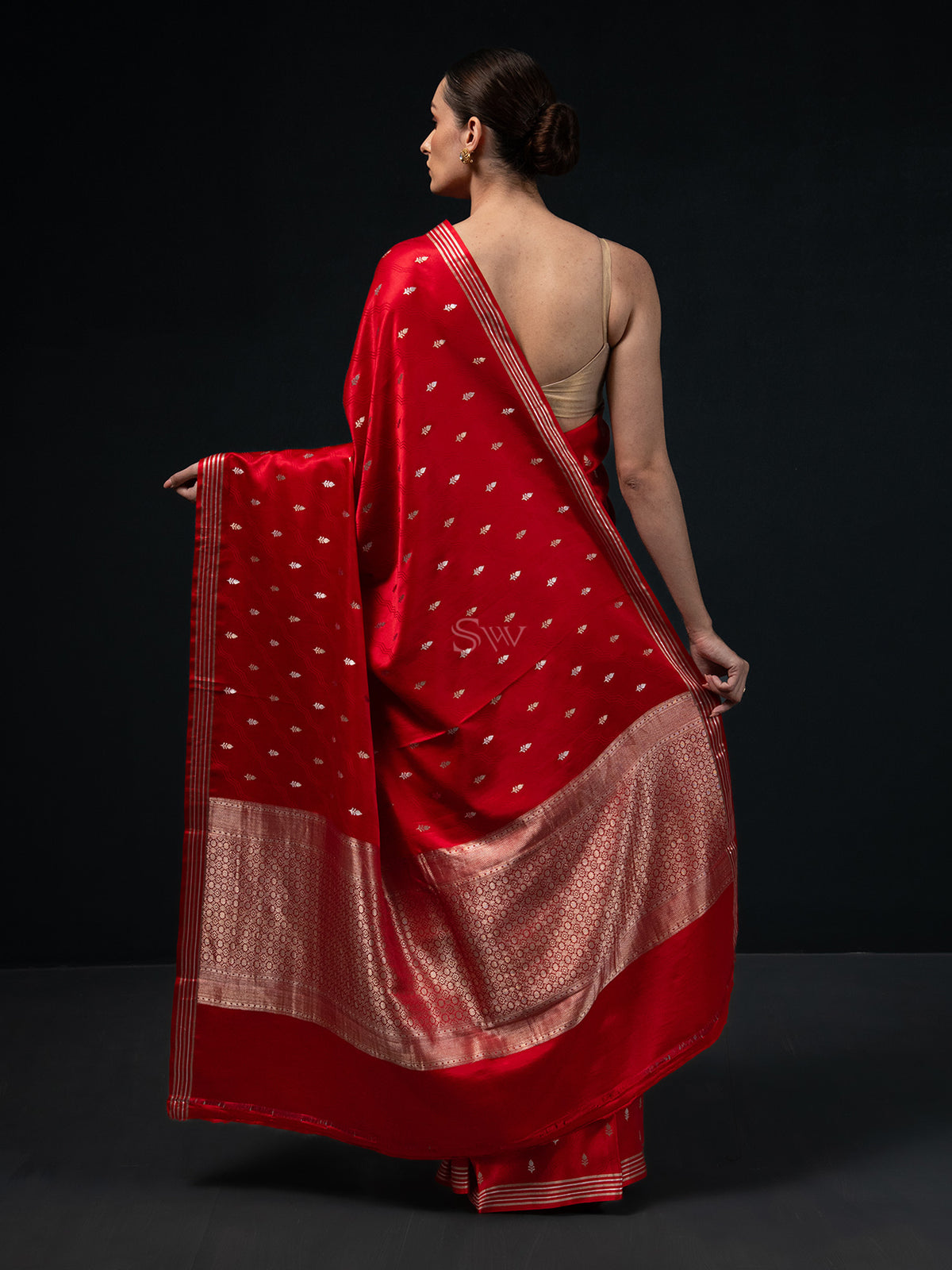 Red Satin Tanchoi Handloom Banarasi Saree - Sacred Weaves