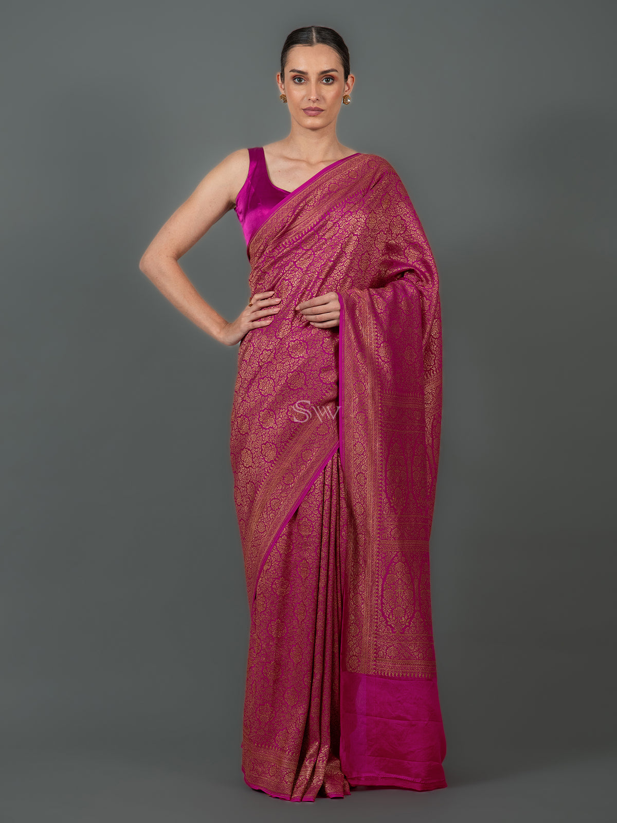 Magenta Jaal Crepe Silk Handloom Banarasi Saree - Sacred Weaves