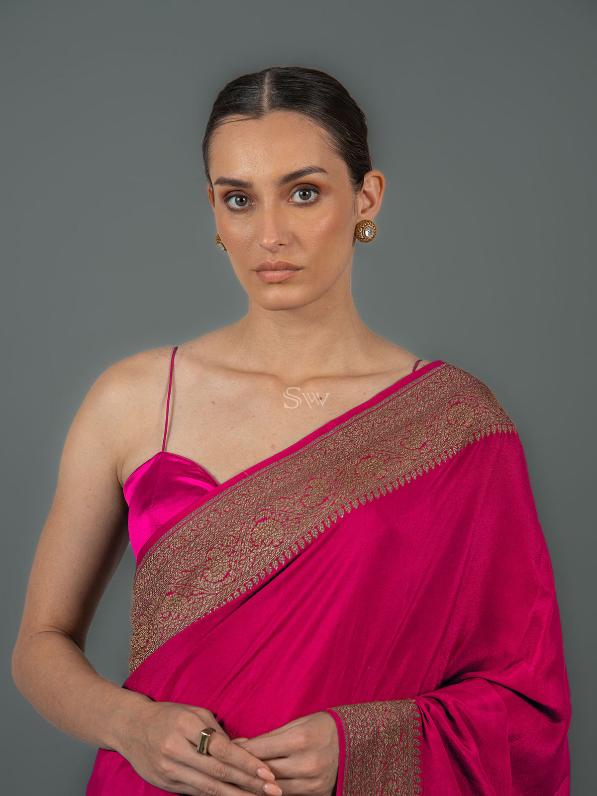 Magenta Plain Crepe Silk Handloom Banarasi Saree - Sacred Weaves