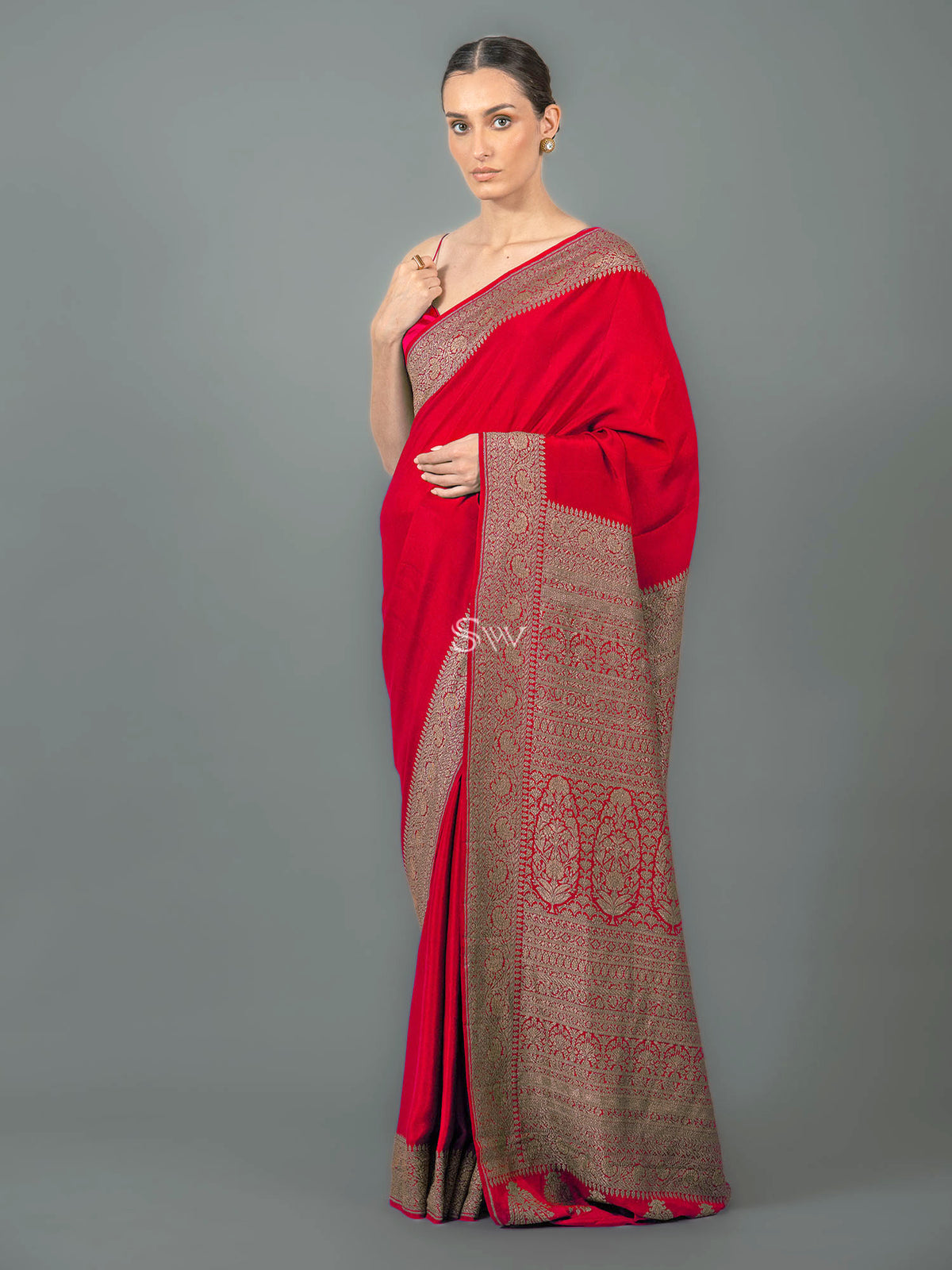 Red Plain Crepe Silk Handloom Banarasi Saree - Sacred Weaves