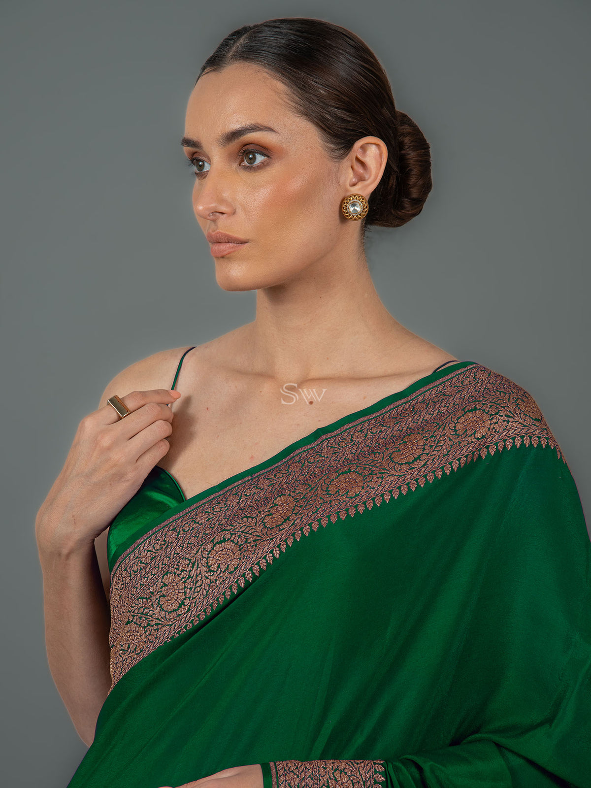 Bottle Green Plain Crepe Silk Handloom Banarasi Saree - Sacred Weaves