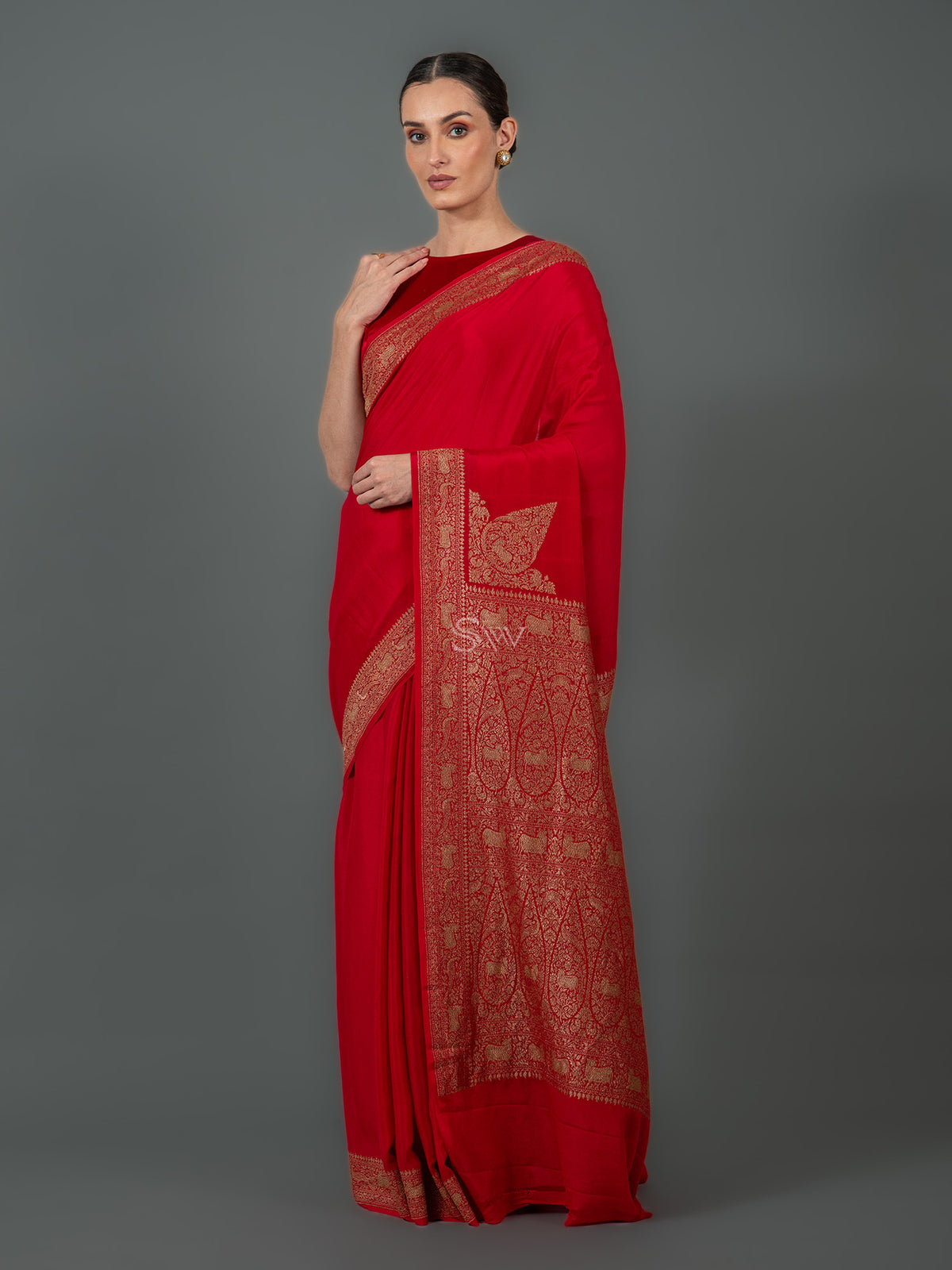 Red Plain Crepe Silk Handloom Banarasi Saree - Sacred Weaves