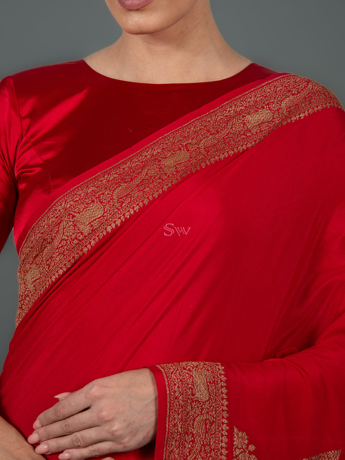 Red Plain Crepe Silk Handloom Banarasi Saree - Sacred Weaves