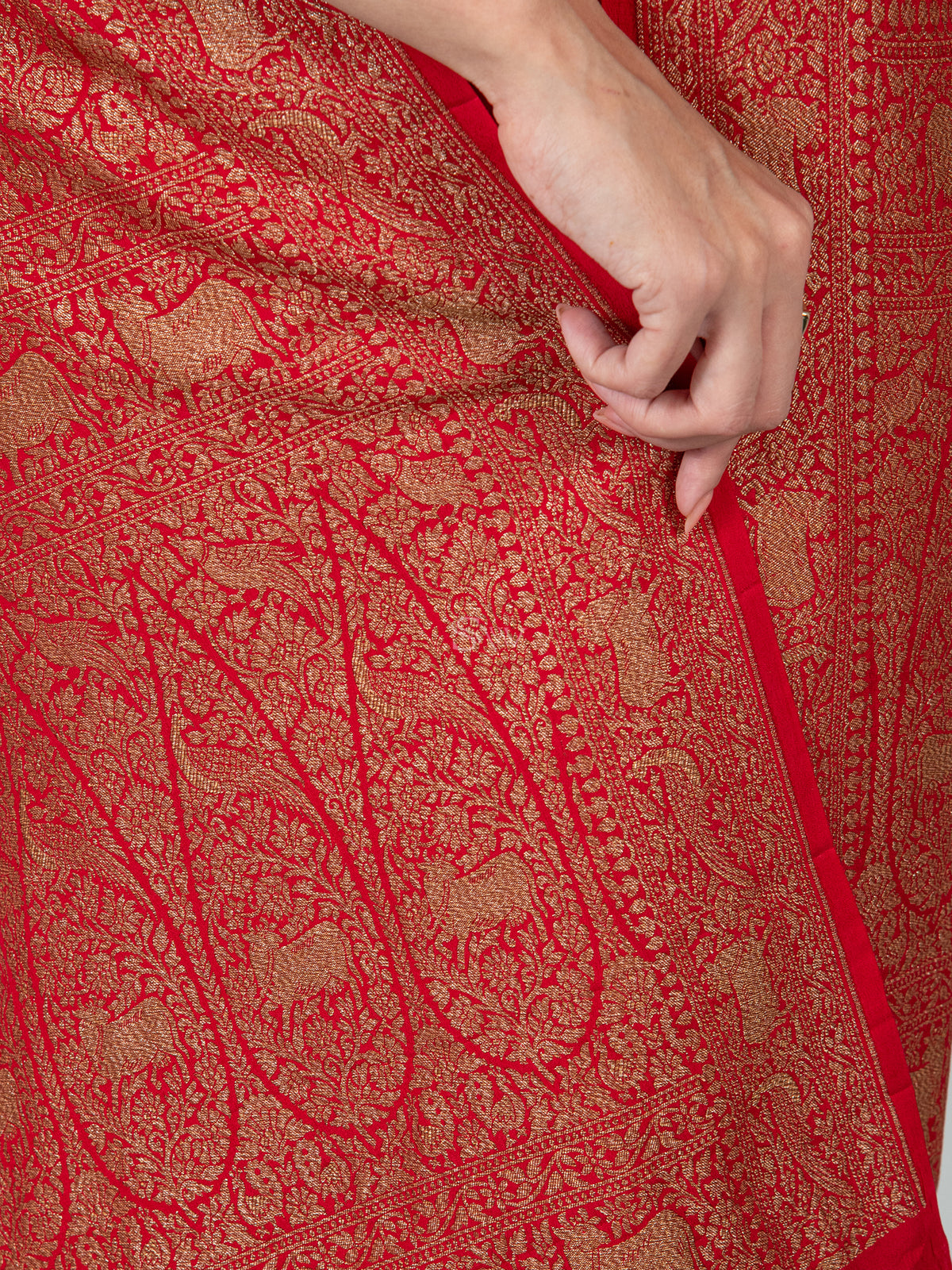 Red Plain Crepe Silk Handloom Banarasi Saree - Sacred Weaves