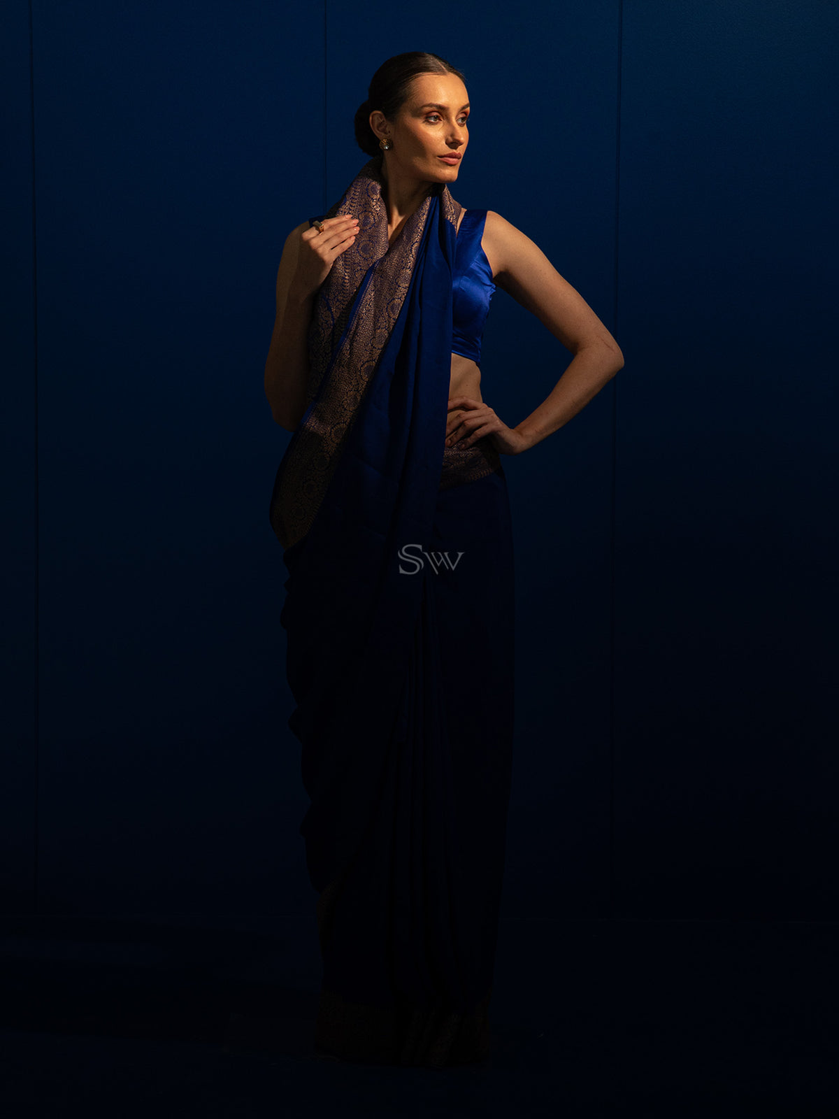 Dark Royal Blue Plain Crepe Silk Handloom Banarasi Saree