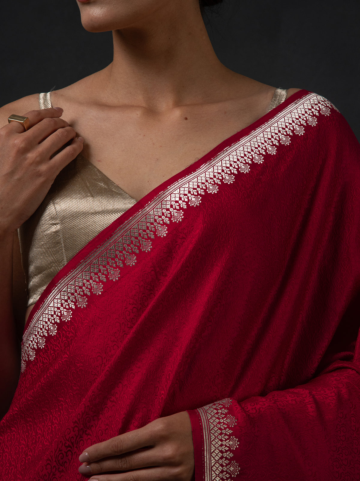 Red Satin Tanchoi Handloom Banarasi Saree - Sacred Weaves