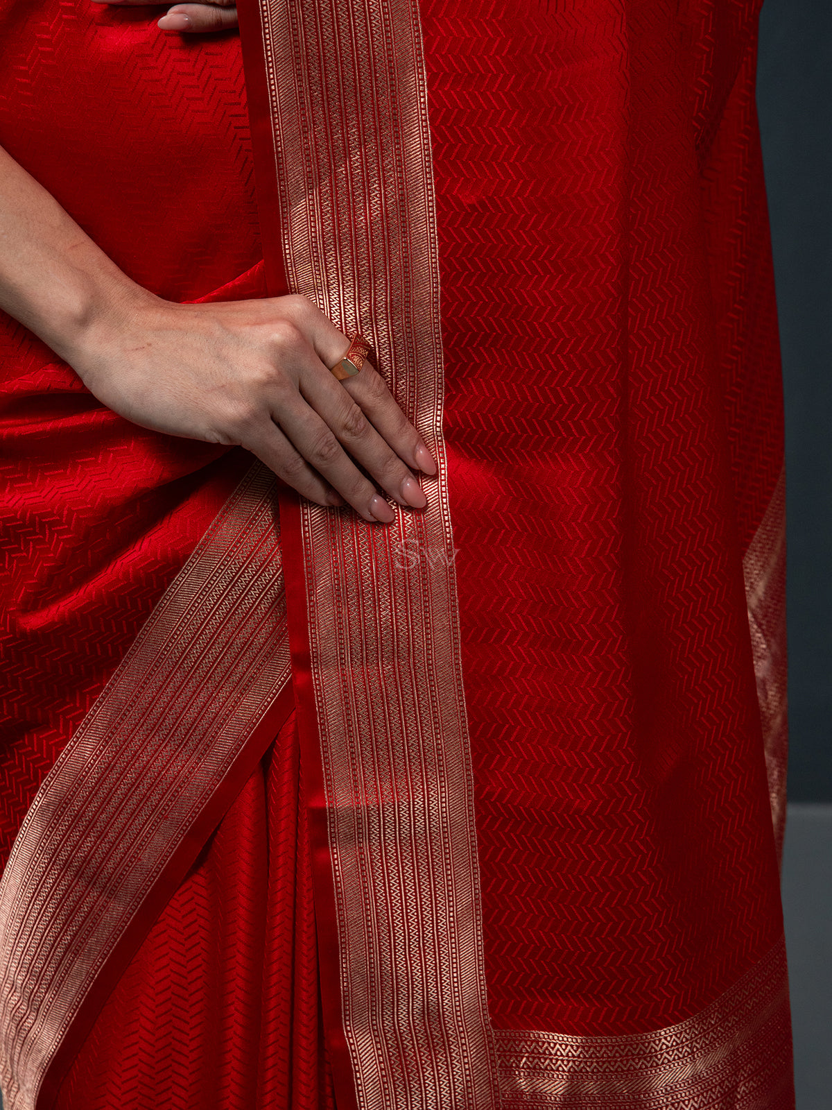 Red Satin Silk Handloom Banarasi Saree - Sacred Weaves