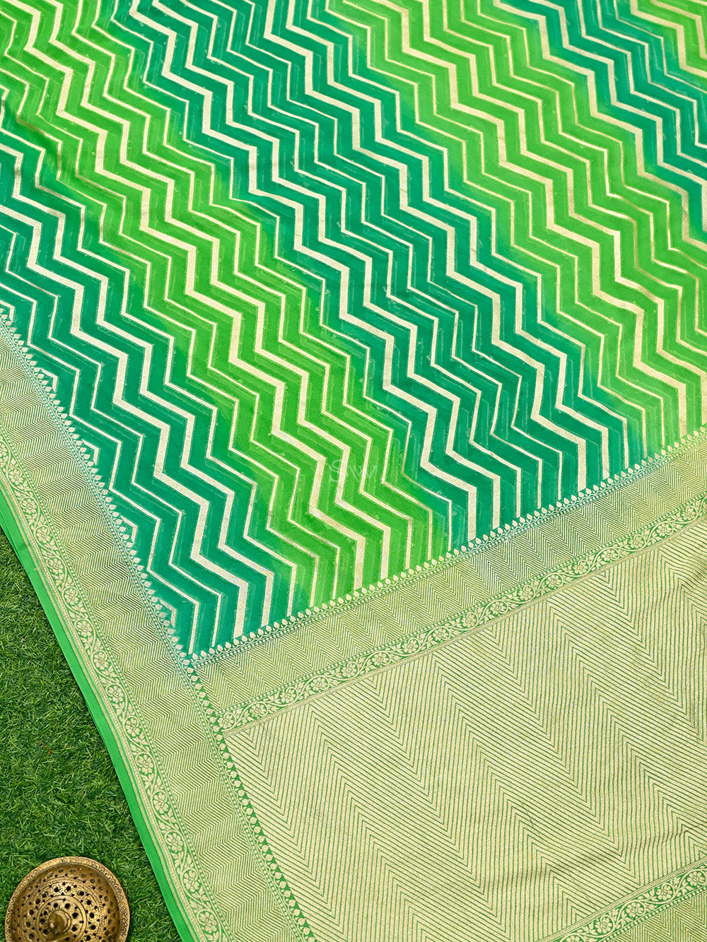 Green Rangkat Khaddi Georgette Handloom Banarasi Saree - Sacred Weaves