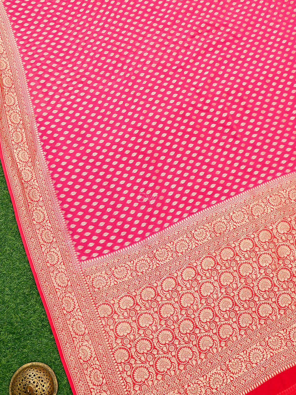 Pink Booti Khaddi Georgette Handloom Banarasi Saree - Sacred Weaves