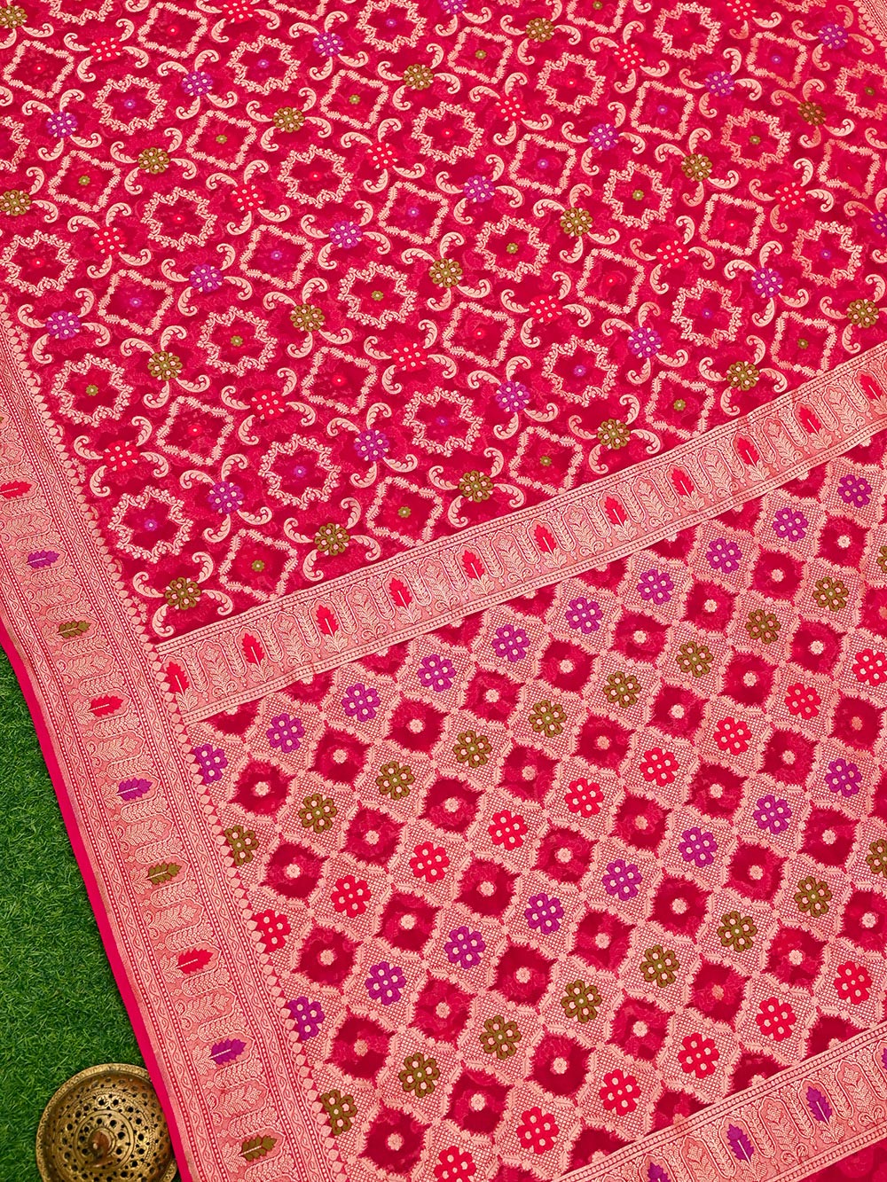 Reddish Pink Meenakari Jaal Khaddi Georgette Handloom Banarasi Saree