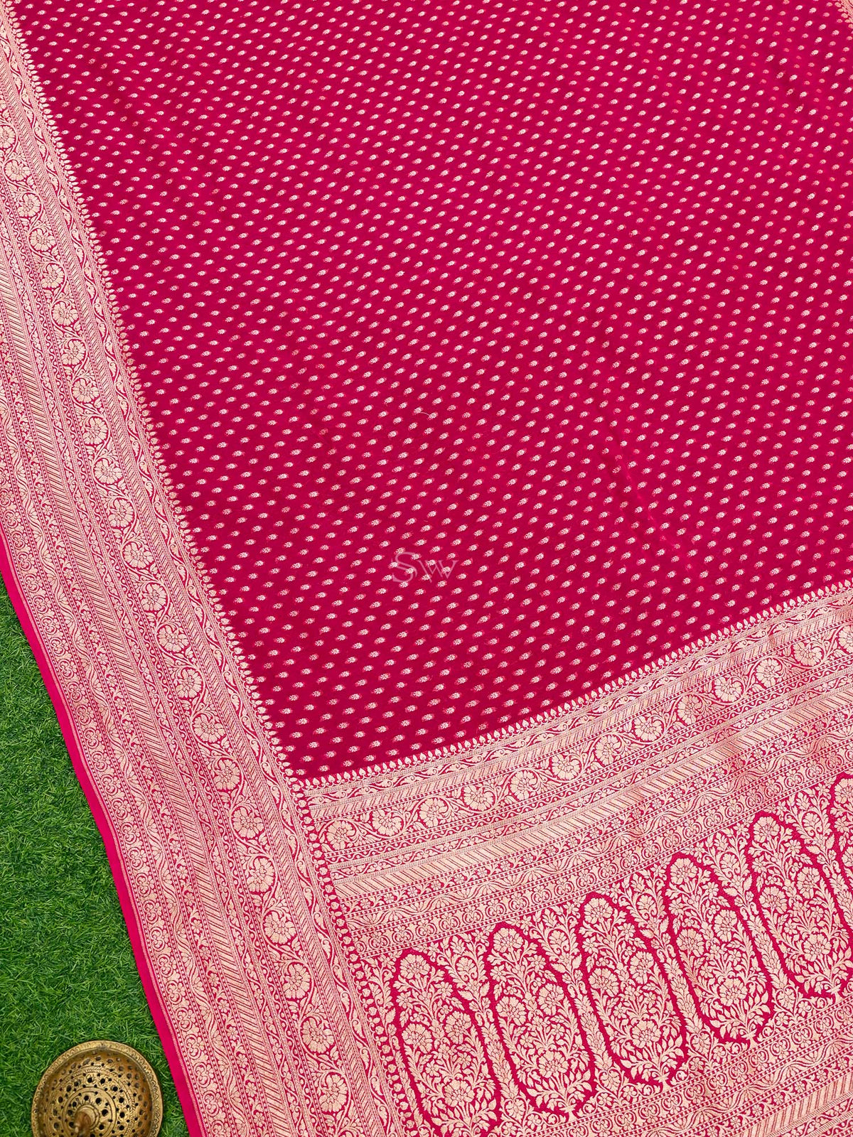 Dark Pink Booti Khaddi Georgette Handloom Banarasi Saree - Sacred Weaves