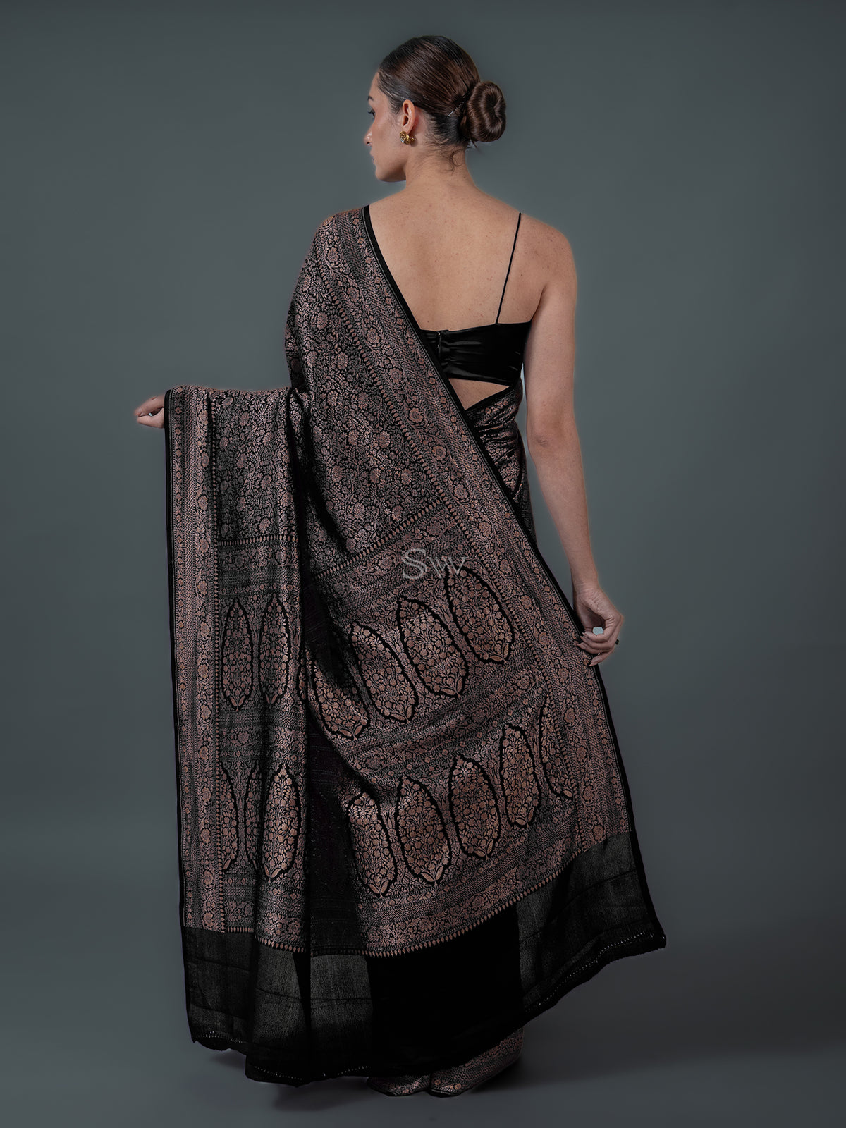 Black Jaal Crepe Silk Handloom Banarasi Saree - Sacred Weaves