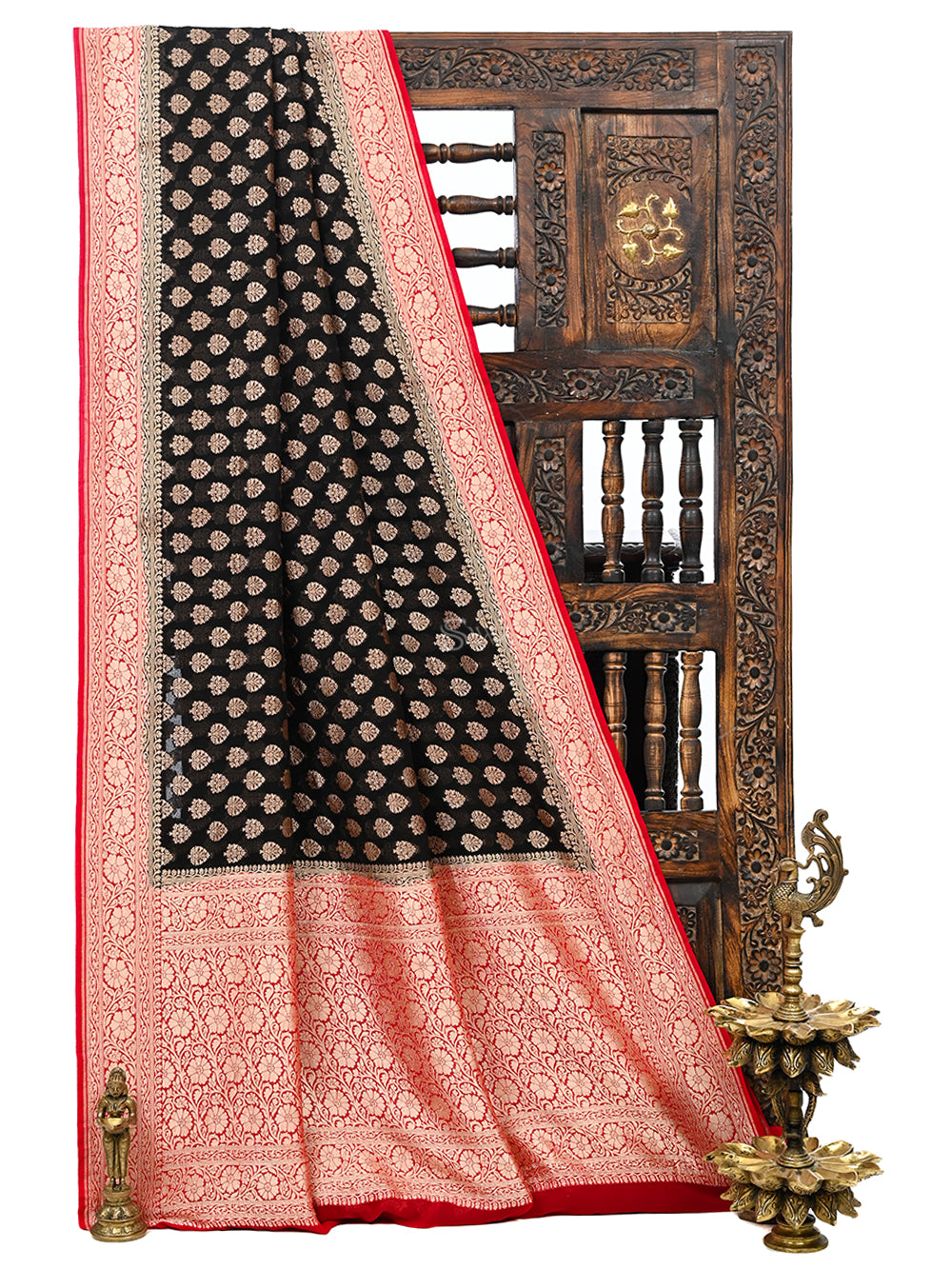 Black Booti Khaddi Georgette Handloom Banarasi Saree - Sacred Weaves