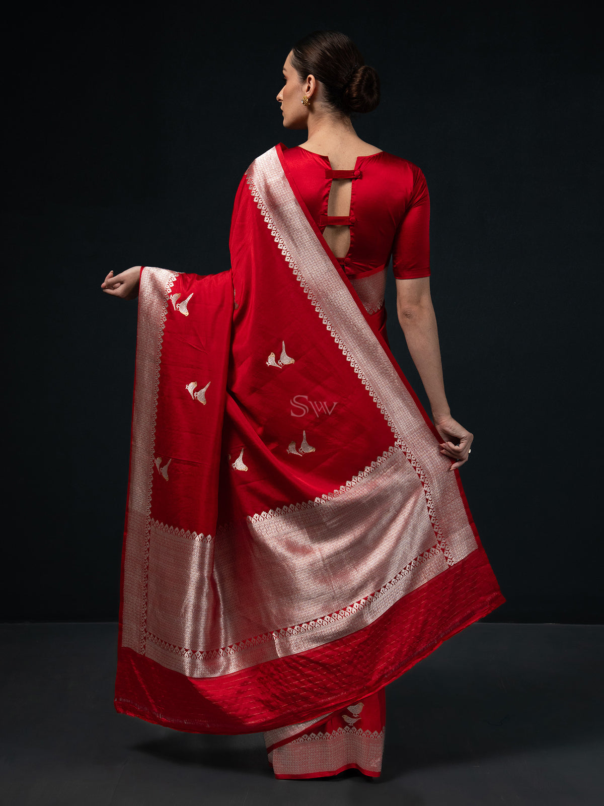 Red Shikargah Boota Satin Silk Handloom Banarasi Saree - Sacred Weaves