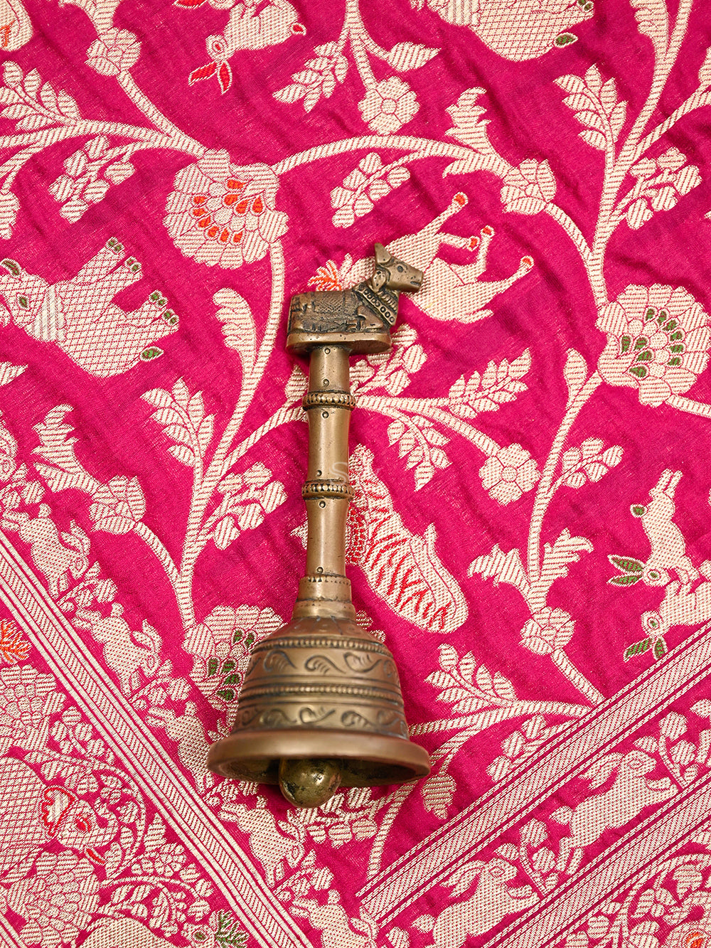 Mangeta Shikargah Brocade Katan Silk Handloom Banarasi Dupatta