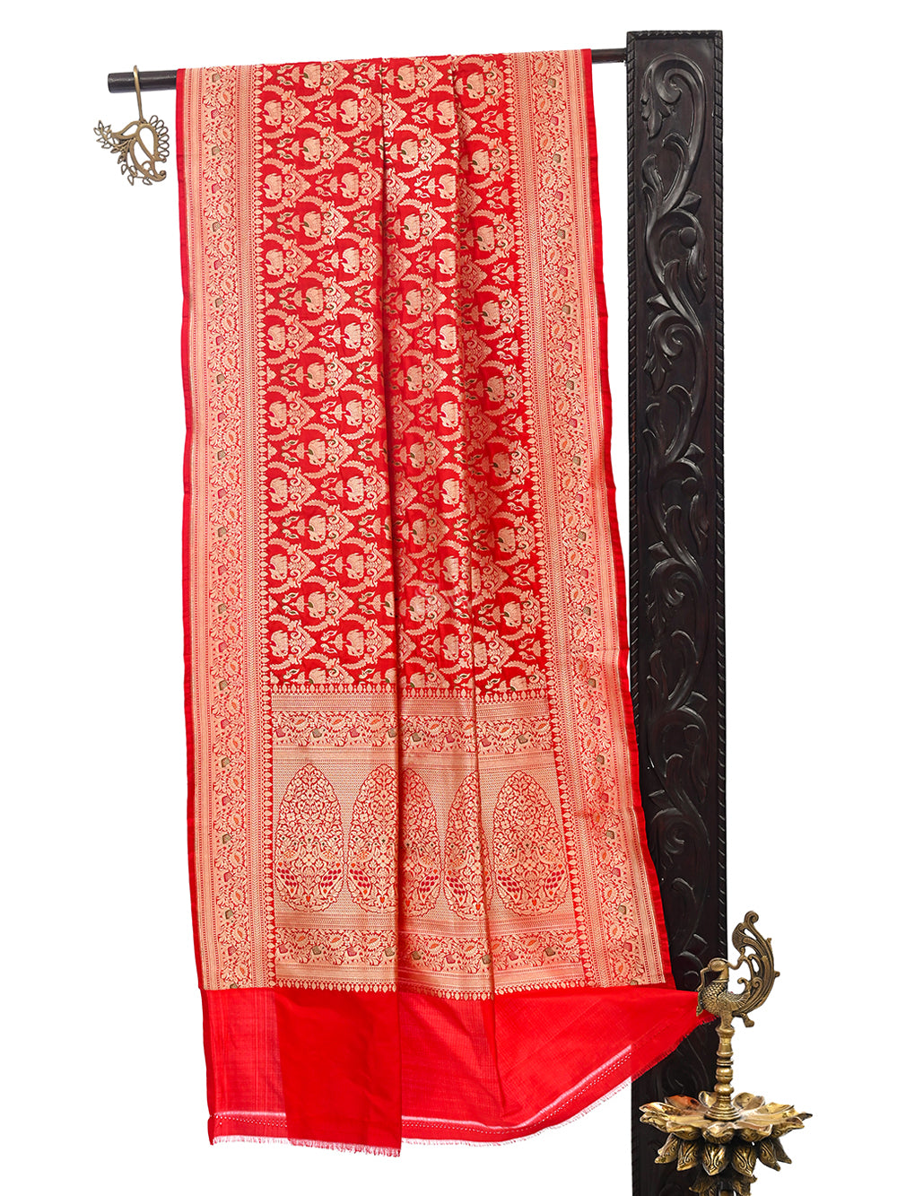 Maroon Shikargah Brocade Katan Silk Handloom Banarasi Dupatta