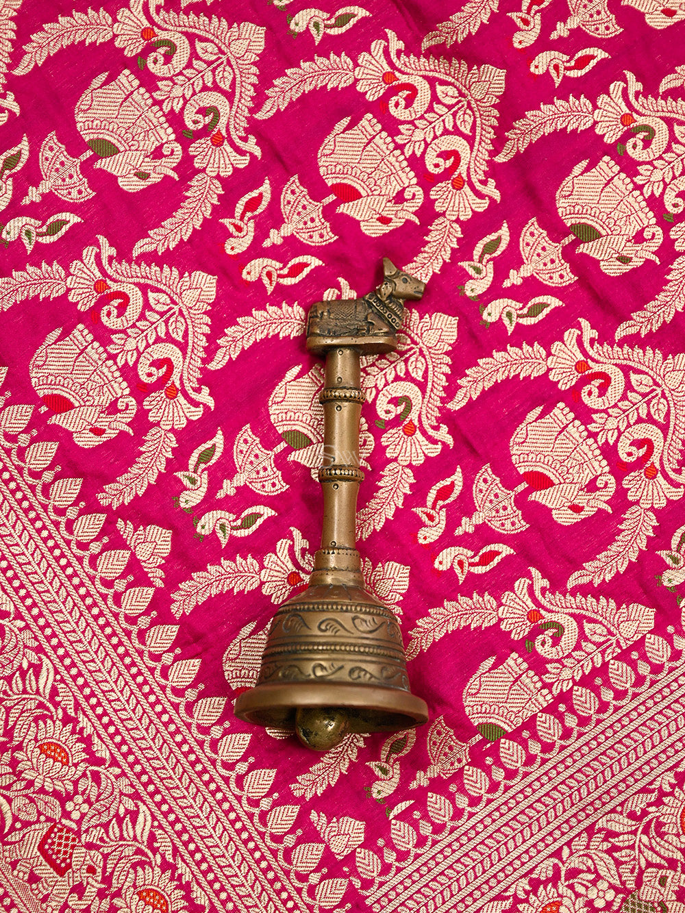 Magenta Shikargah Brocade Katan Silk Handloom Banarasi Dupatta