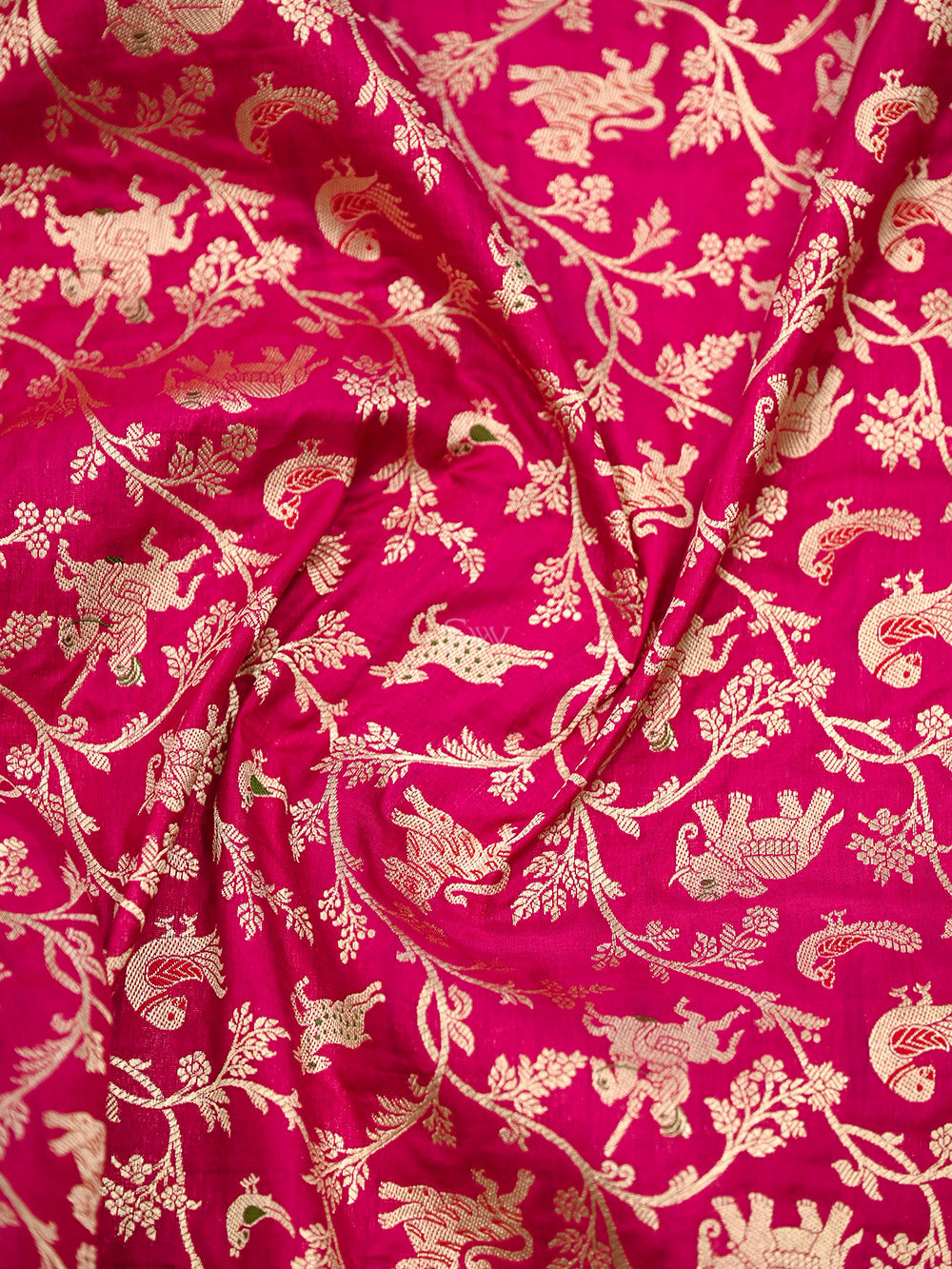 Magenta Shikargah Brocade Katan Silk Handloom Banarasi Dupatta