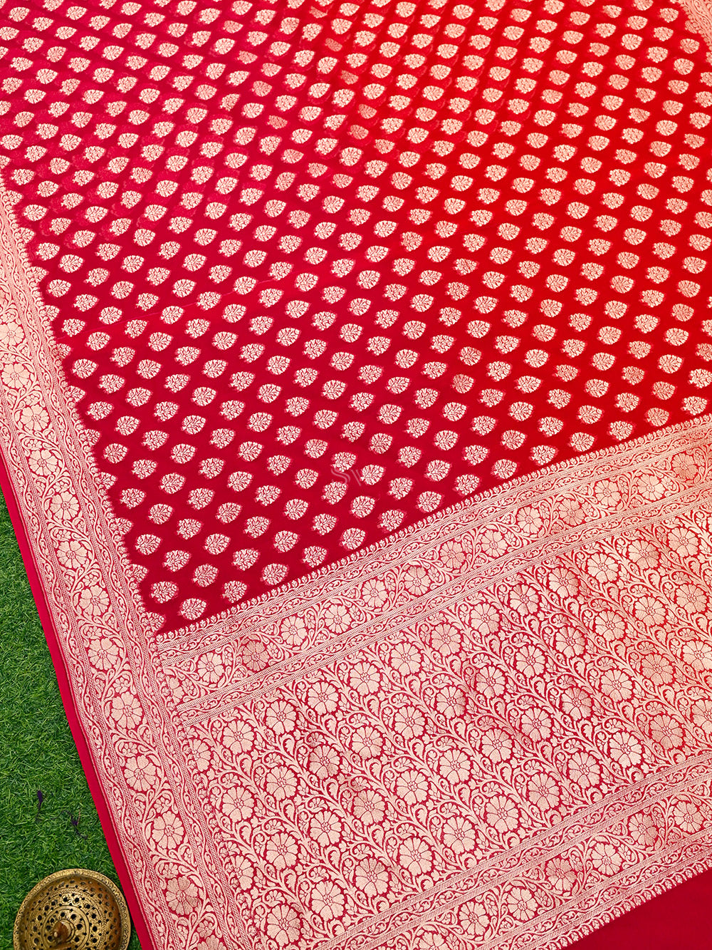 Pink Red Booti Khaddi Georgette Handloom Banarasi Saree - Sacred Weaves