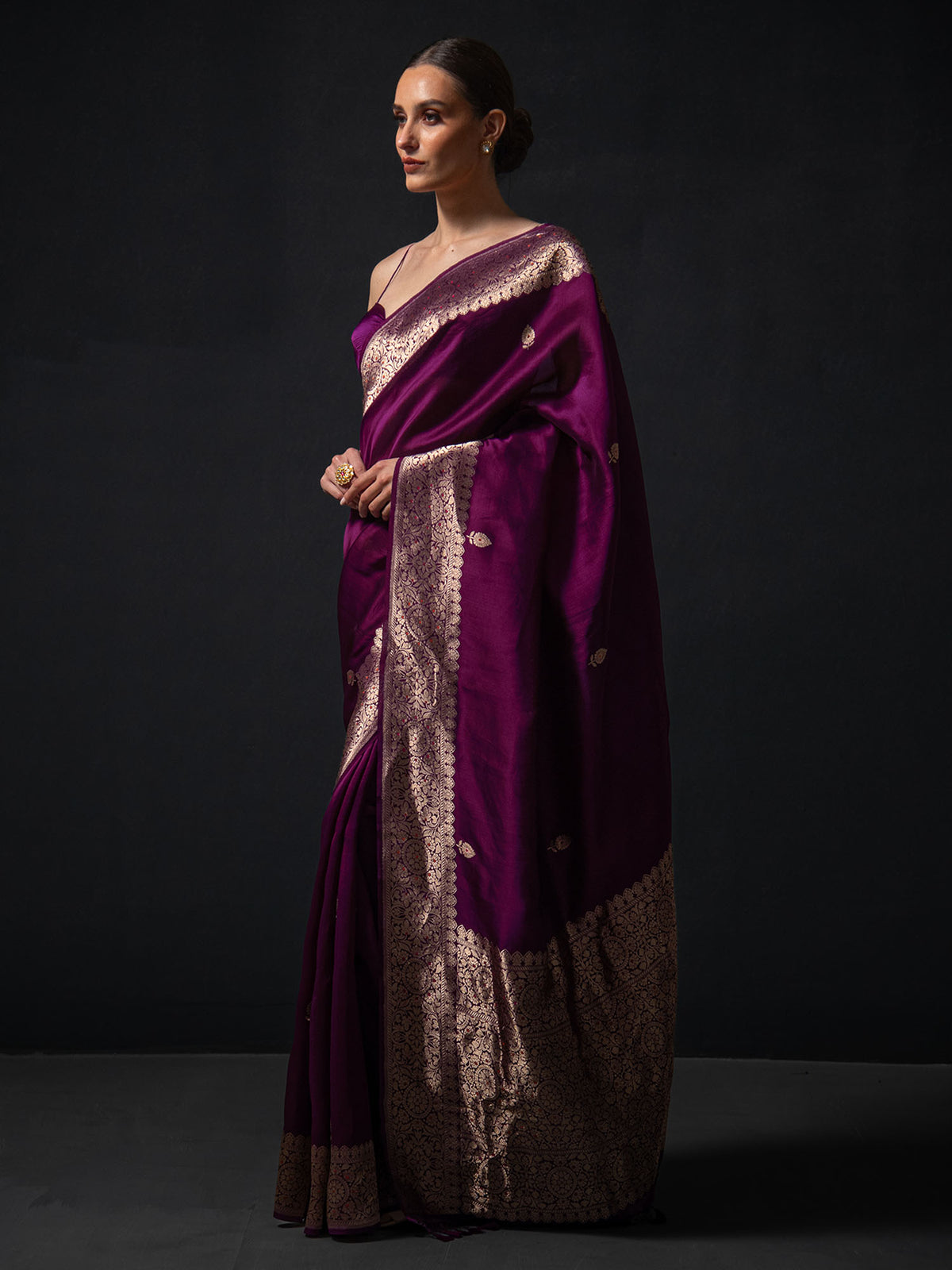 Wine Organza Silk Handloom Banarasi Saree - Sacred Weaves