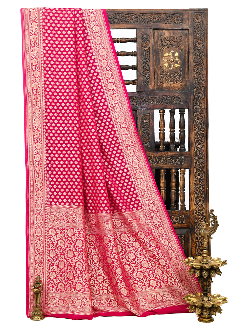 Magenta Booti Khaddi Georgette Handloom Banarasi Saree