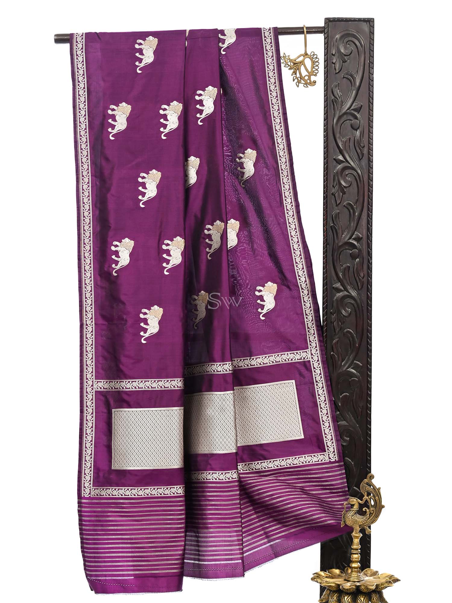 Wine Shikargah Katan Silk Handloom Banarasi Dupatta - Sacred Weaves