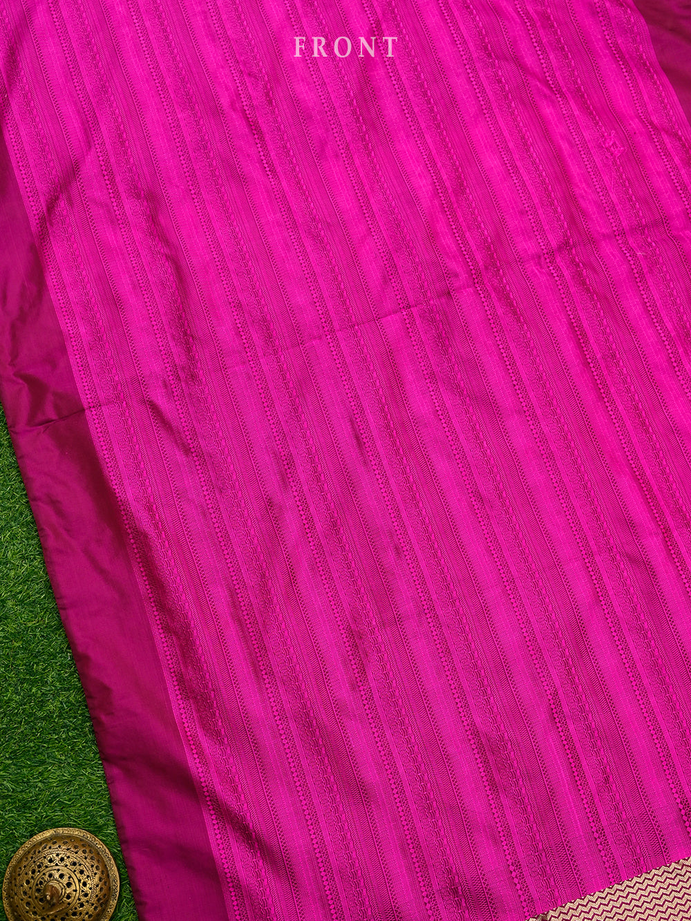 Magenta Booti Tanchoi Silk Handloom Banarasi Suit