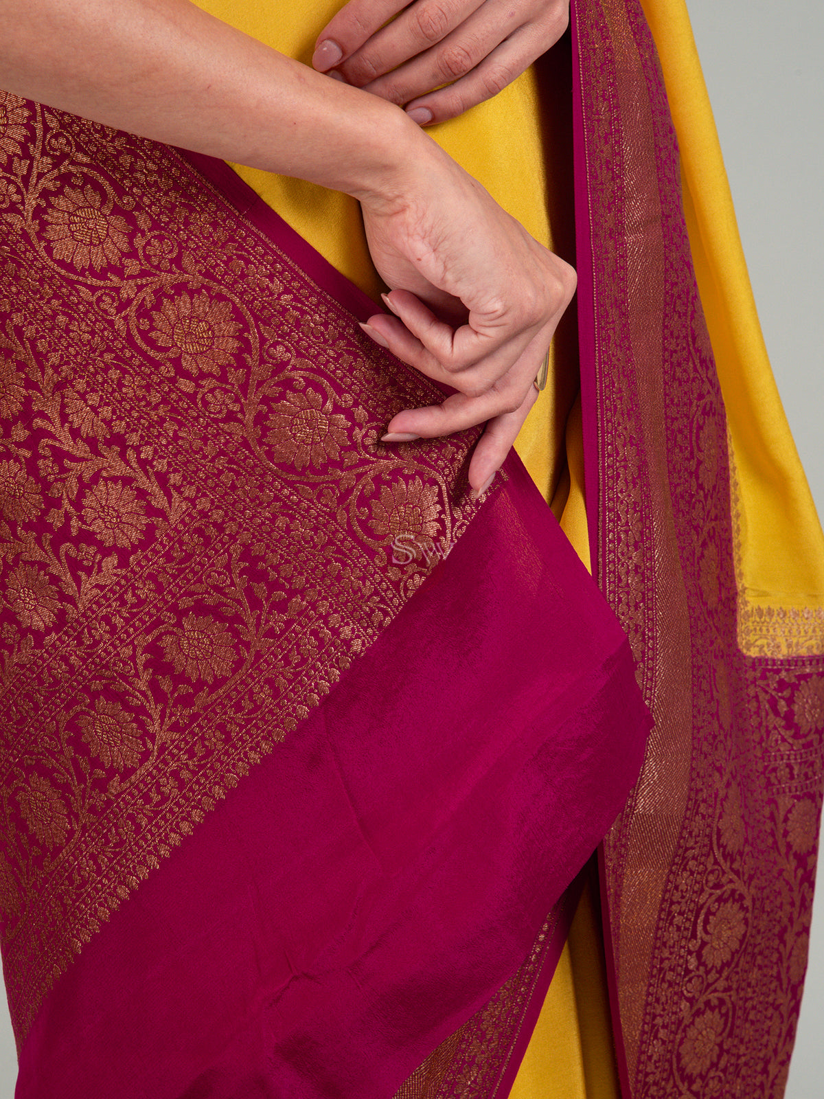 Yellow Plain Crepe Silk Handloom Banarasi Saree