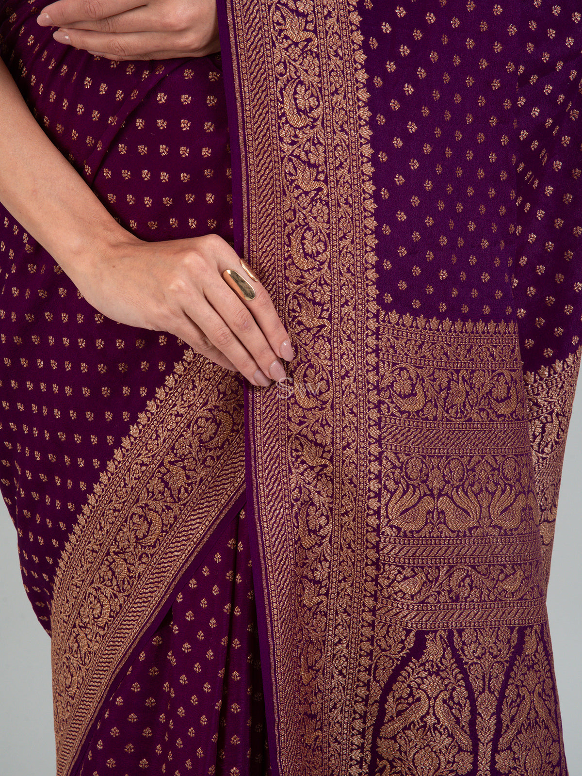 Purple Booti Crepe Silk Handloom Banarasi Saree - Sacred Weaves