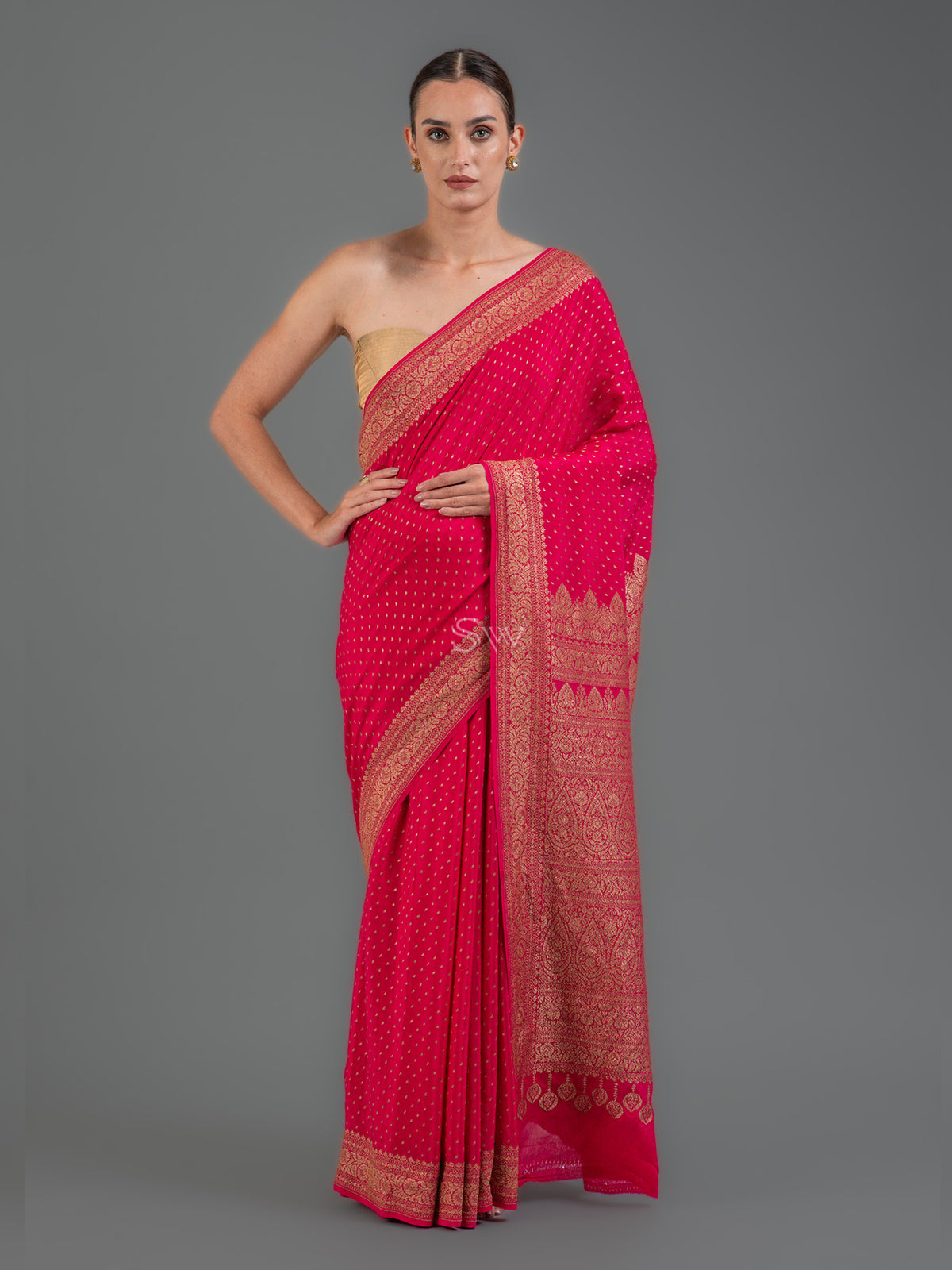 Magenta Booti Crepe Silk Handloom Banarasi Saree - Sacred Weaves