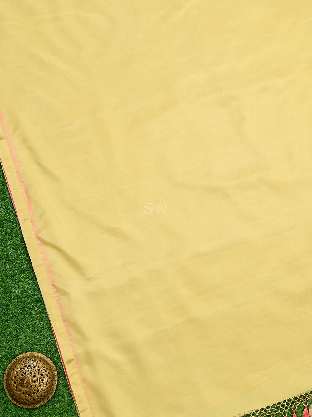 Pastel Yellow Plain Silk Handloom Saree - Sacred Weaves