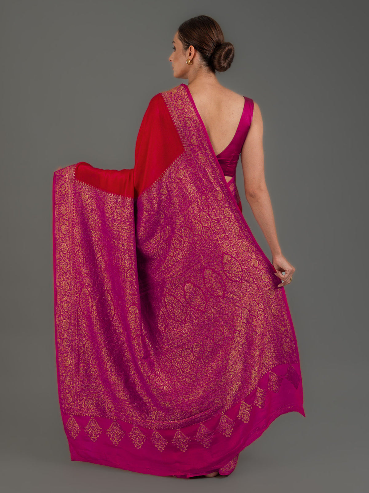 Red Plain Crepe Silk Handloom Banarasi Saree