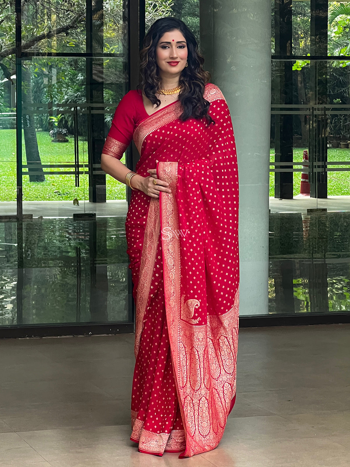 Red Konia Khaddi Georgette Handloom Banarasi Saree - Sacred Weaves