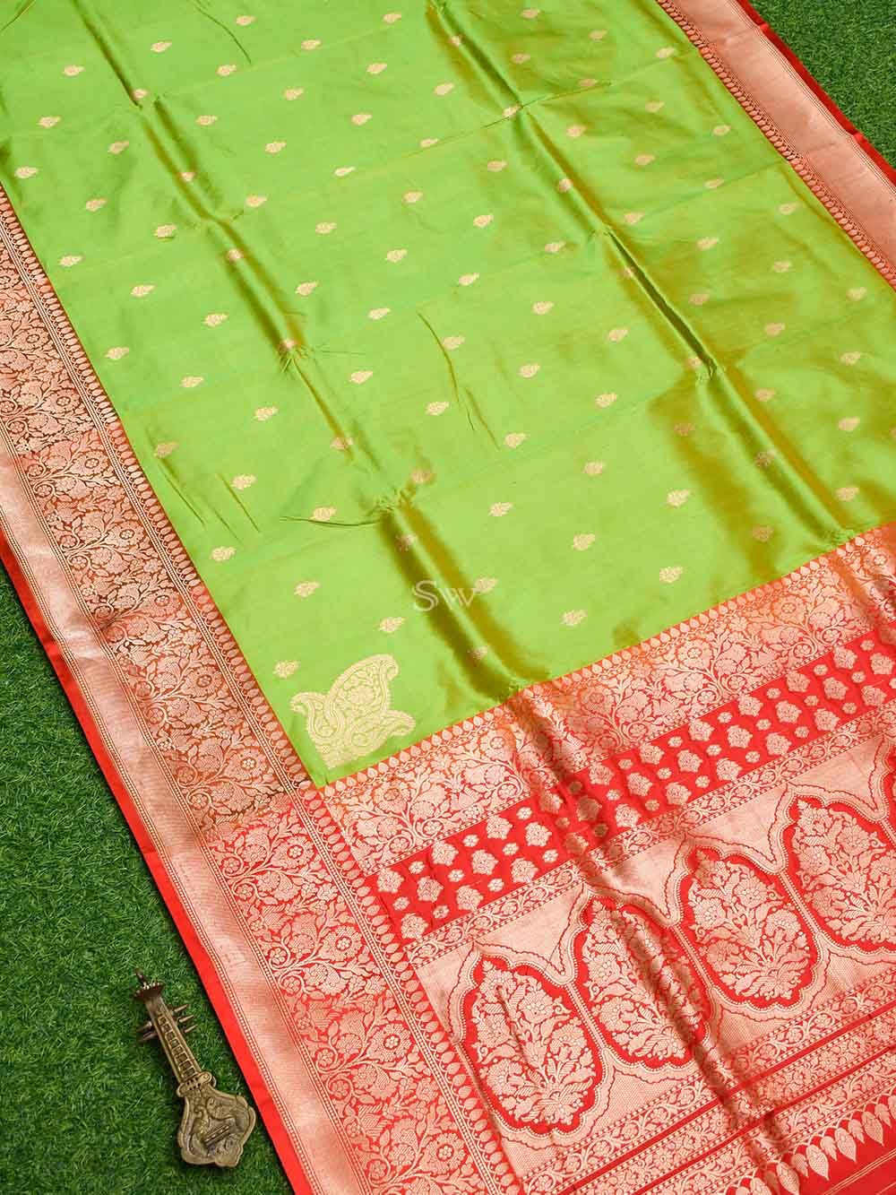 Parrot Green Boota Katan Silk Handloom Banarasi Saree - Sacred Weaves