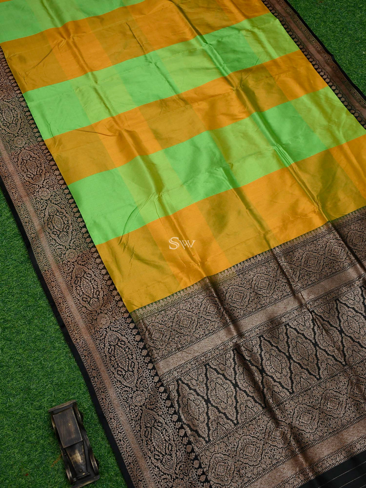 Yellow Green Katan Silk Handloom Banarasi Saree - Sacred Weaves