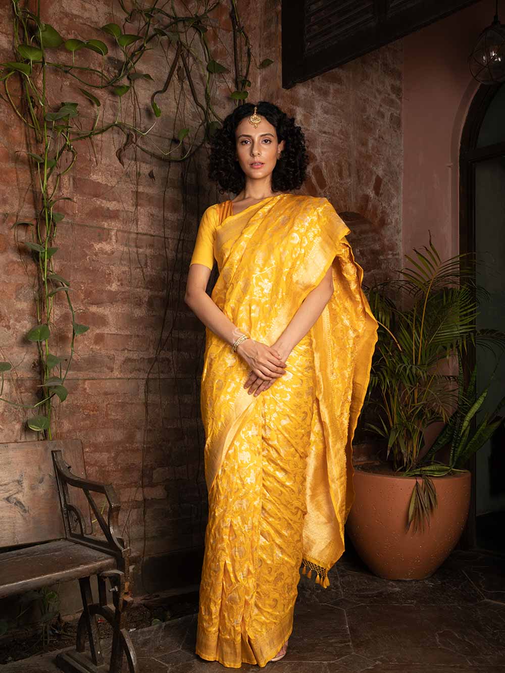 Buy online Tansui Silk saree with Gold zari woven border and rich Pallu -  Brown-AF707